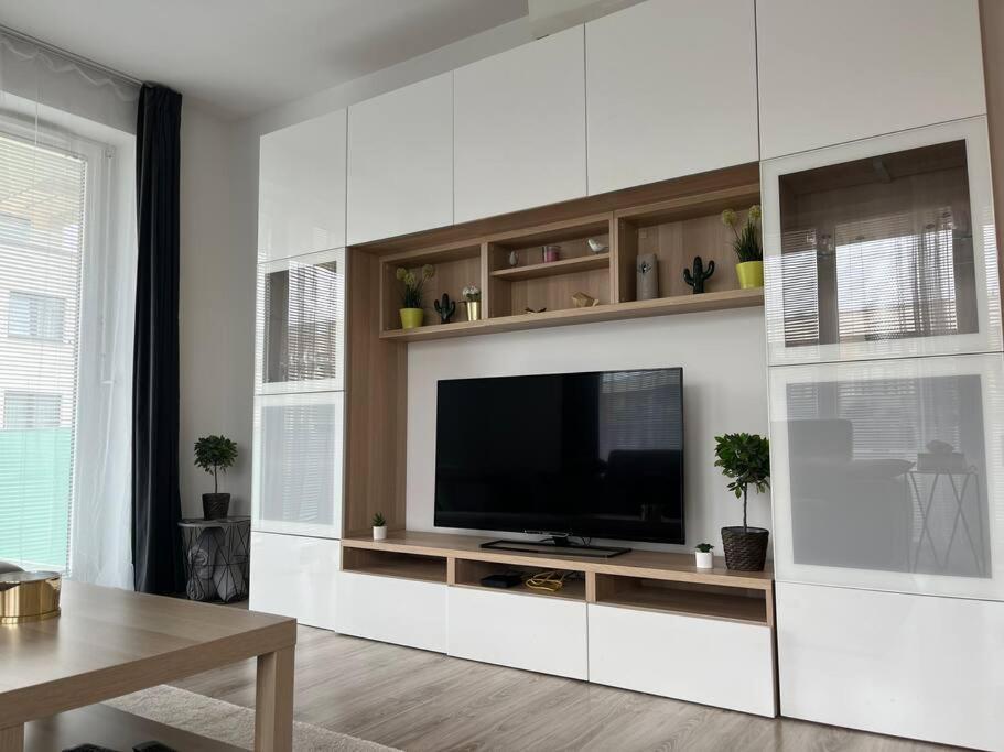 Diamond Apartments - 3 Bedroom, Luxurious Apartment In The Heart Of The City Budapest Esterno foto